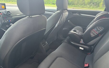 Audi A3, 2018 год, 2 030 000 рублей, 13 фотография