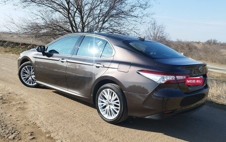 Toyota Camry, 2019 год, 3 100 000 рублей, 8 фотография
