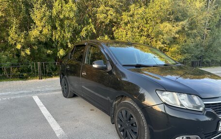 Renault Logan II, 2016 год, 700 000 рублей, 3 фотография