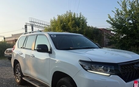 Toyota Land Cruiser Prado 150 рестайлинг 2, 2018 год, 5 450 000 рублей, 3 фотография
