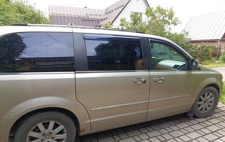 Chrysler Voyager IV, 2008 год, 870 000 рублей, 6 фотография