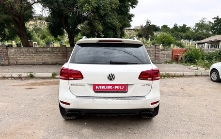 Volkswagen Touareg III, 2012 год, 2 690 000 рублей, 2 фотография