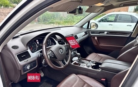 Volkswagen Touareg III, 2012 год, 2 690 000 рублей, 9 фотография