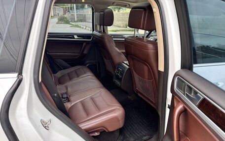 Volkswagen Touareg III, 2012 год, 2 690 000 рублей, 14 фотография