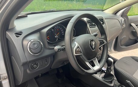 Renault Logan II, 2022 год, 1 249 000 рублей, 19 фотография
