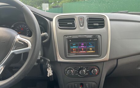 Renault Logan II, 2022 год, 1 249 000 рублей, 28 фотография