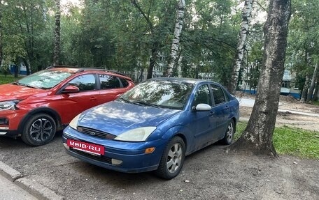 Ford Focus IV, 2001 год, 150 000 рублей, 3 фотография