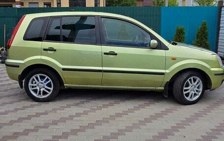 Ford Fusion I, 2005 год, 320 000 рублей, 2 фотография