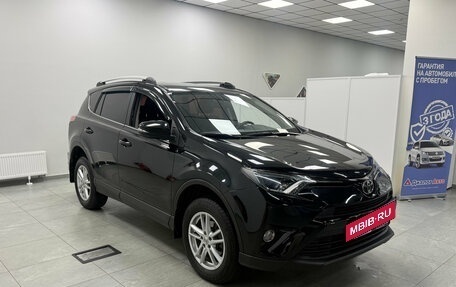 Toyota RAV4, 2018 год, 2 900 000 рублей, 6 фотография