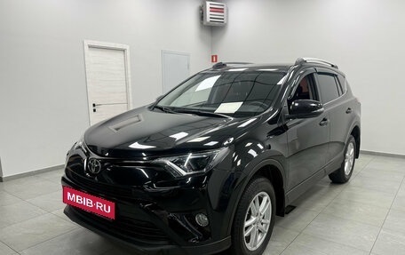 Toyota RAV4, 2018 год, 2 900 000 рублей, 4 фотография