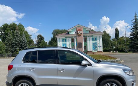 Volkswagen Tiguan I, 2011 год, 1 300 000 рублей, 3 фотография