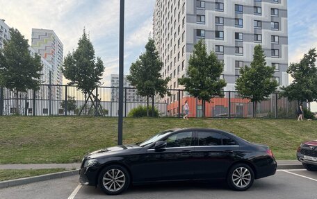 Mercedes-Benz E-Класс, 2019 год, 2 670 000 рублей, 2 фотография