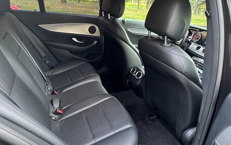 Mercedes-Benz E-Класс, 2019 год, 2 670 000 рублей, 8 фотография
