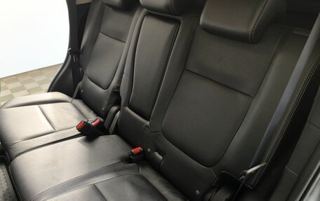 Mitsubishi Outlander III рестайлинг 3, 2016 год, 1 990 000 рублей, 13 фотография
