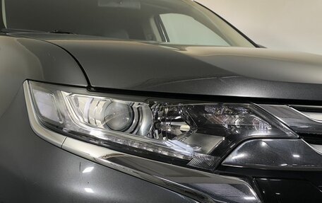 Mitsubishi Outlander III рестайлинг 3, 2016 год, 1 990 000 рублей, 22 фотография