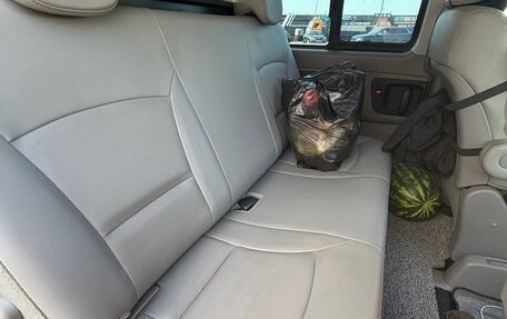 Hyundai Grand Starex Grand Starex I рестайлинг 2, 2019 год, 1 930 000 рублей, 13 фотография