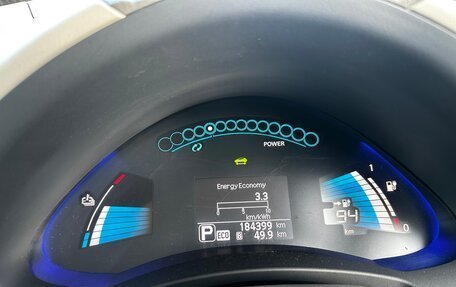 Nissan Leaf I, 2012 год, 900 000 рублей, 8 фотография
