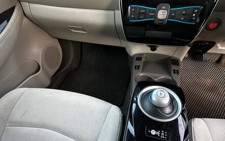 Nissan Leaf I, 2012 год, 900 000 рублей, 13 фотография
