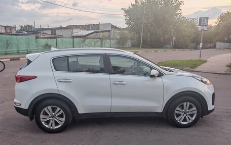 KIA Sportage IV рестайлинг, 2018 год, 1 600 000 рублей, 7 фотография