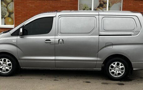 Hyundai Grand Starex Grand Starex I рестайлинг 2, 2012 год, 2 100 000 рублей, 9 фотография