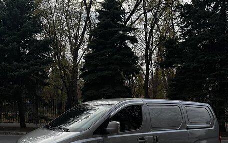 Hyundai Grand Starex Grand Starex I рестайлинг 2, 2012 год, 2 100 000 рублей, 25 фотография