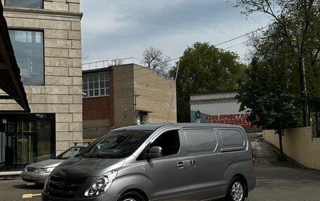 Hyundai Grand Starex Grand Starex I рестайлинг 2, 2012 год, 2 100 000 рублей, 23 фотография