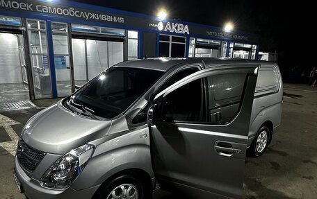 Hyundai Grand Starex Grand Starex I рестайлинг 2, 2012 год, 2 100 000 рублей, 28 фотография
