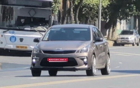 KIA Rio IV, 2018 год, 1 370 000 рублей, 2 фотография