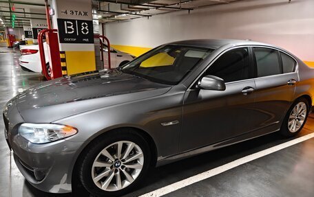 BMW 5 серия, 2012 год, 3 300 000 рублей, 2 фотография
