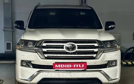 Toyota Land Cruiser 200, 2017 год, 7 500 000 рублей, 9 фотография