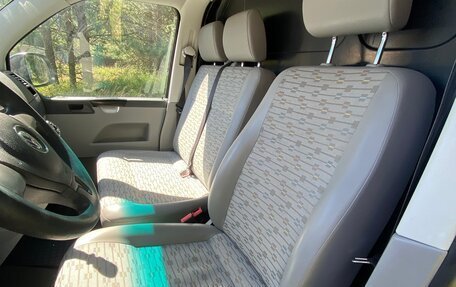 Volkswagen Transporter T5 рестайлинг, 2010 год, 1 200 000 рублей, 11 фотография