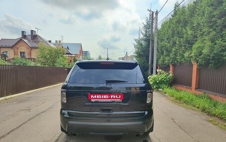 Ford Explorer VI, 2013 год, 2 100 000 рублей, 7 фотография