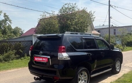 Toyota Land Cruiser Prado 150 рестайлинг 2, 2013 год, 3 299 999 рублей, 8 фотография