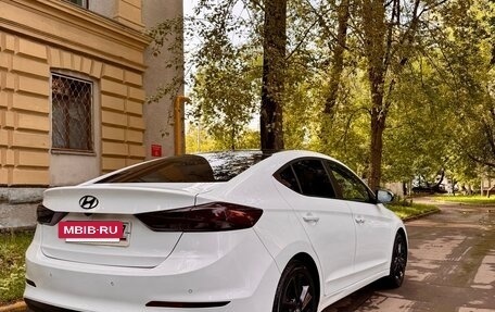Hyundai Elantra VI рестайлинг, 2016 год, 1 280 000 рублей, 4 фотография