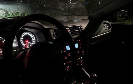 Volkswagen Jetta VI, 2014 год, 920 000 рублей, 12 фотография