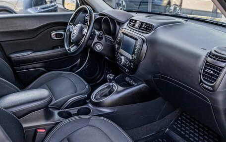 KIA Soul II рестайлинг, 2017 год, 1 655 700 рублей, 6 фотография