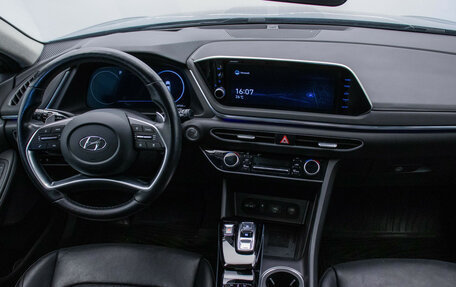 Hyundai Sonata VIII, 2021 год, 2 250 000 рублей, 14 фотография