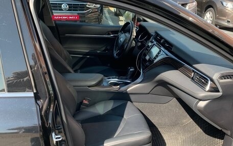 Toyota Camry, 2020 год, 2 750 000 рублей, 6 фотография