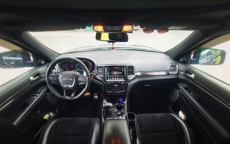 Jeep Grand Cherokee, 2013 год, 5 950 рублей, 24 фотография