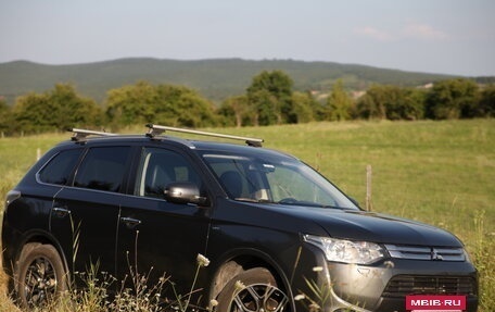 Mitsubishi Outlander III рестайлинг 3, 2014 год, 1 770 000 рублей, 3 фотография