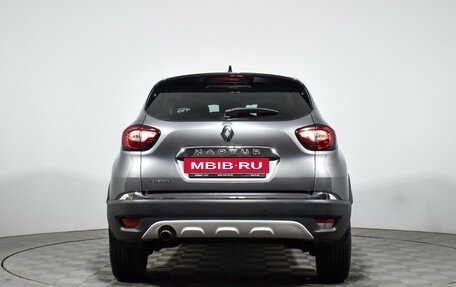 Renault Kaptur I рестайлинг, 2017 год, 1 375 000 рублей, 7 фотография