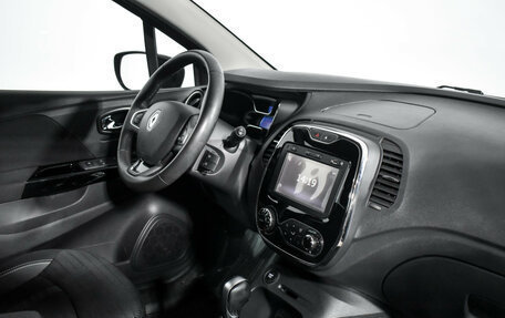 Renault Kaptur I рестайлинг, 2017 год, 1 375 000 рублей, 14 фотография