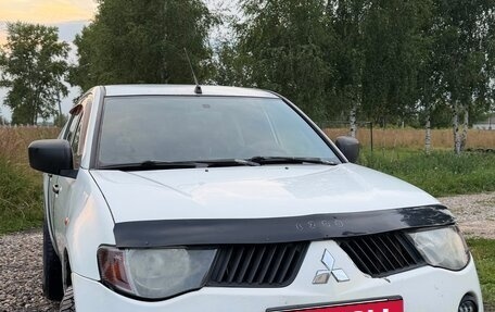 Mitsubishi L200 IV рестайлинг, 2008 год, 800 000 рублей, 1 фотография