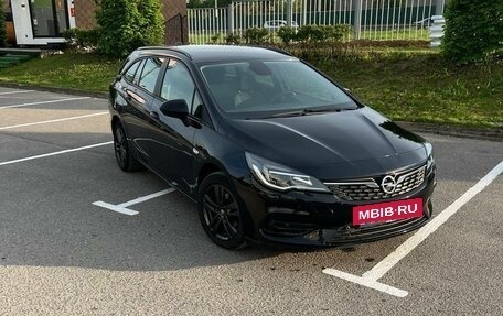 Opel Astra K, 2022 год, 1 920 000 рублей, 4 фотография