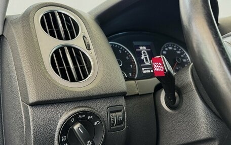 Volkswagen Tiguan I, 2010 год, 900 000 рублей, 10 фотография