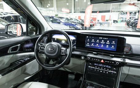 KIA Carnival, 2021 год, 4 550 000 рублей, 21 фотография