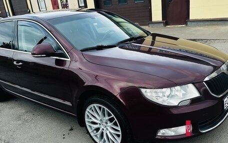 Skoda Superb III рестайлинг, 2010 год, 650 000 рублей, 2 фотография