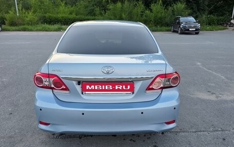 Toyota Corolla, 2011 год, 1 000 000 рублей, 4 фотография