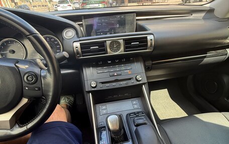 Lexus IS III, 2015 год, 2 500 000 рублей, 15 фотография