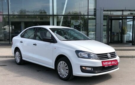 Volkswagen Polo VI (EU Market), 2018 год, 1 185 000 рублей, 3 фотография